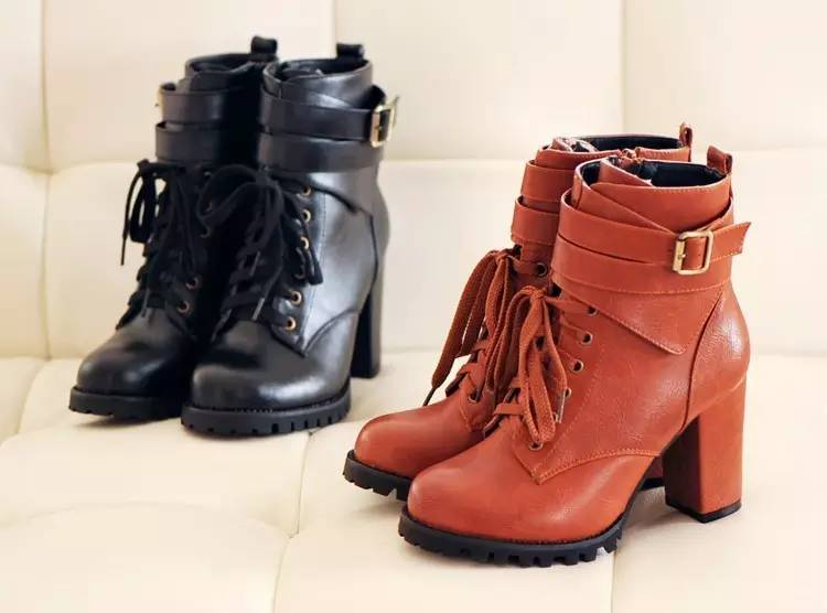 潮酷范儿马丁靴,火爆全网复古的马丁靴