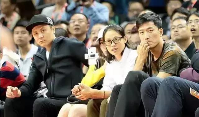 刘翔吴莎最初怎么认识在一起的,回顾刘翔吴莎感情路