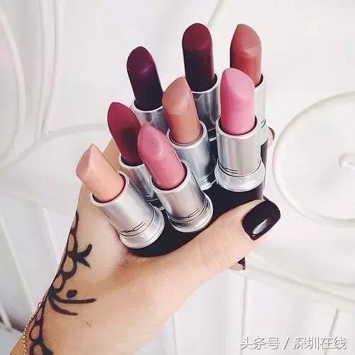 女子同时交7个男朋友,一女子同时交20个男朋友