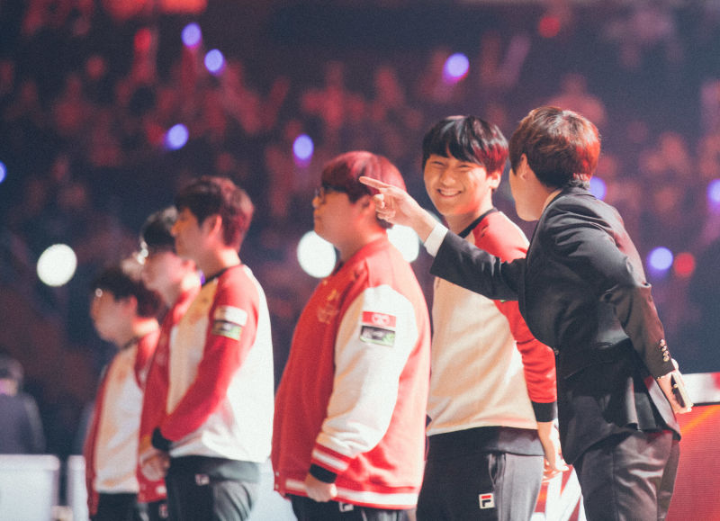 笨鸡skt采访,skt赛后采访搞笑视频