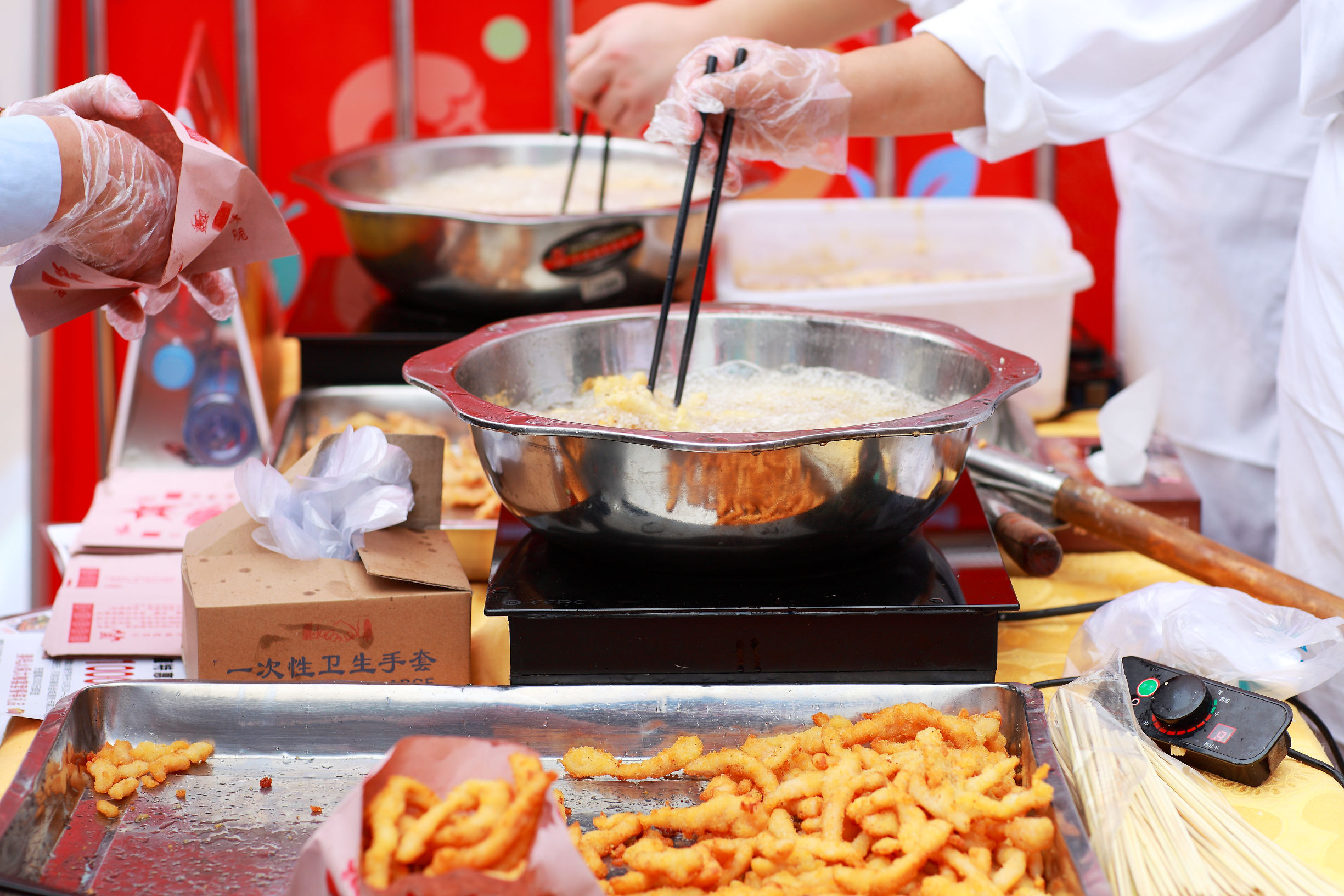 秦妈火锅大桌,重庆火锅最新菜品秦妈火锅