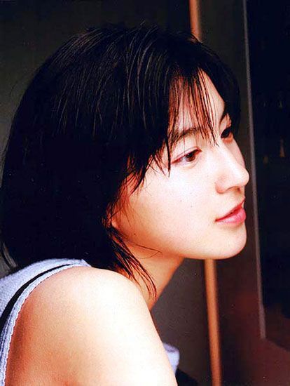 女明星不当演员能干吗？出书、拿大奖、走上人生巅峰不是不可能！