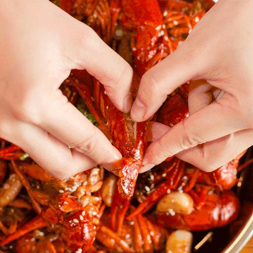 老板壕打5.8折,全年无休摄魂小龙虾,逼爆头我都要吃到Ta