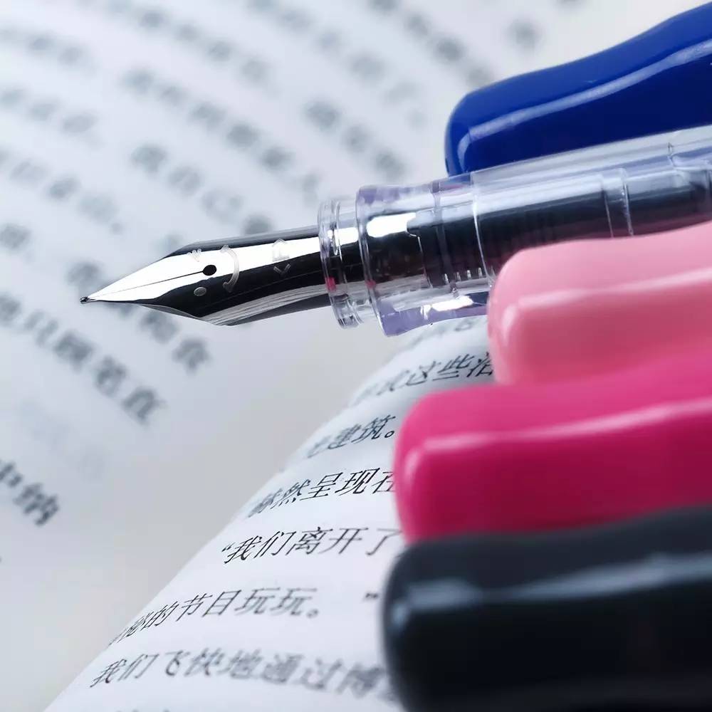 欧弟拜郭德纲为师后怎么没消息了,郭德纲怎么评论欧弟说相声