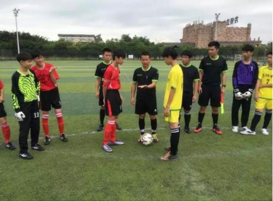 这群英姿飒爽的少年们让我们看到了国足的希望！