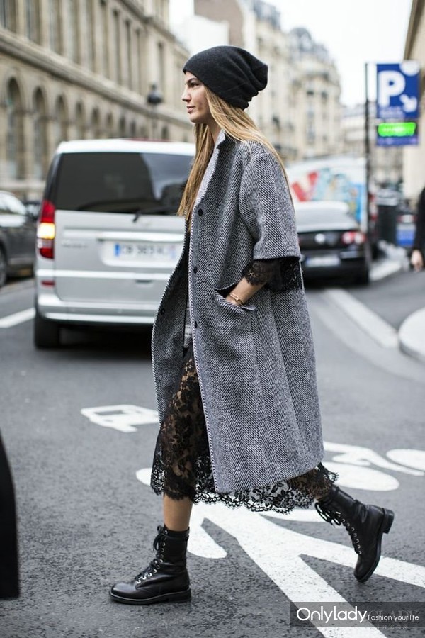 越穿越多的深秋怎么她们却看上去越来越瘦高？