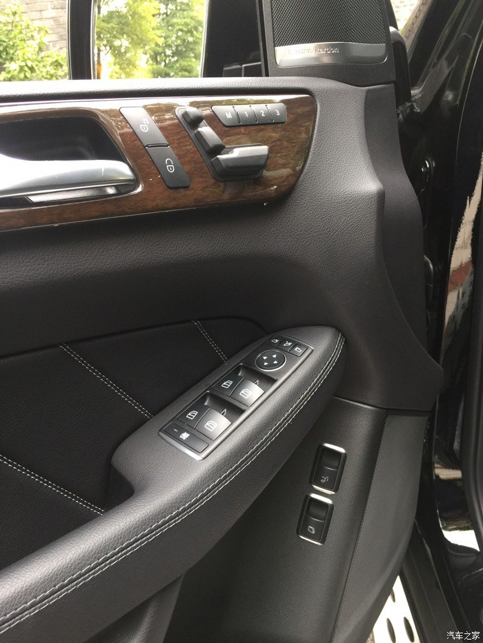 块头有大智慧终与你结缘2016款奔驰GL450提车作业