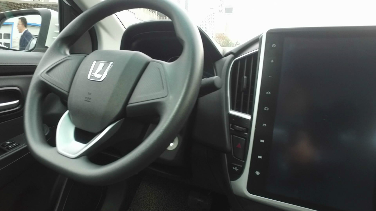 纳智捷锐3试驾评测,试驾纳智捷优61.8t