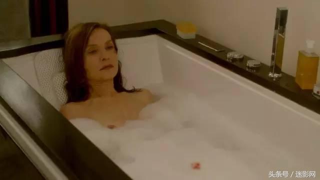 《她》：中年女性的十面埋伏与自我救赎