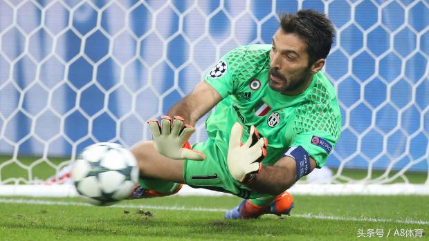 世界足坛十大黄金一代阵容,廉颇老矣尚能饭否多大岁数