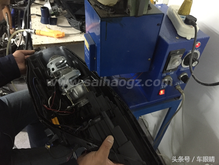 全新起亚索兰托2021,16款起亚索兰托2.4四驱七座