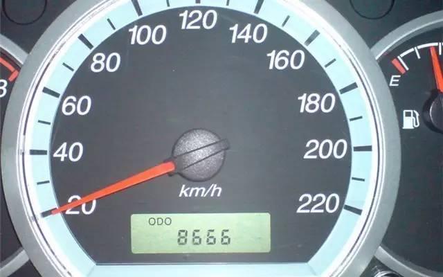 拍卖的公车是否值得入手,拍卖车子便宜吗