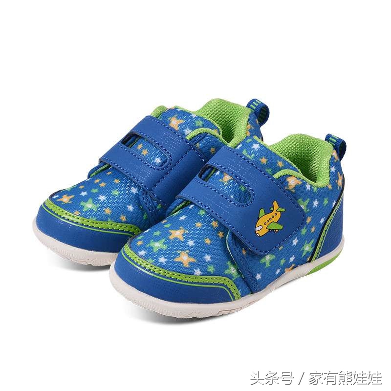 宝宝鞋子怎么选才是正确的呢,宝宝的鞋子怎么选合适