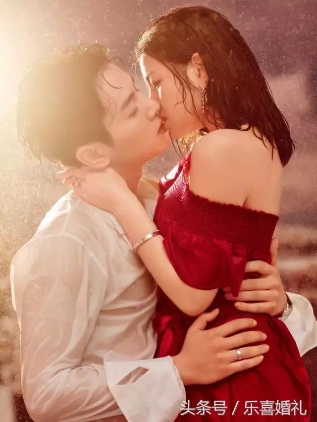 泰国明星婚礼伴手礼推荐 (明星们结婚都送什么礼物)