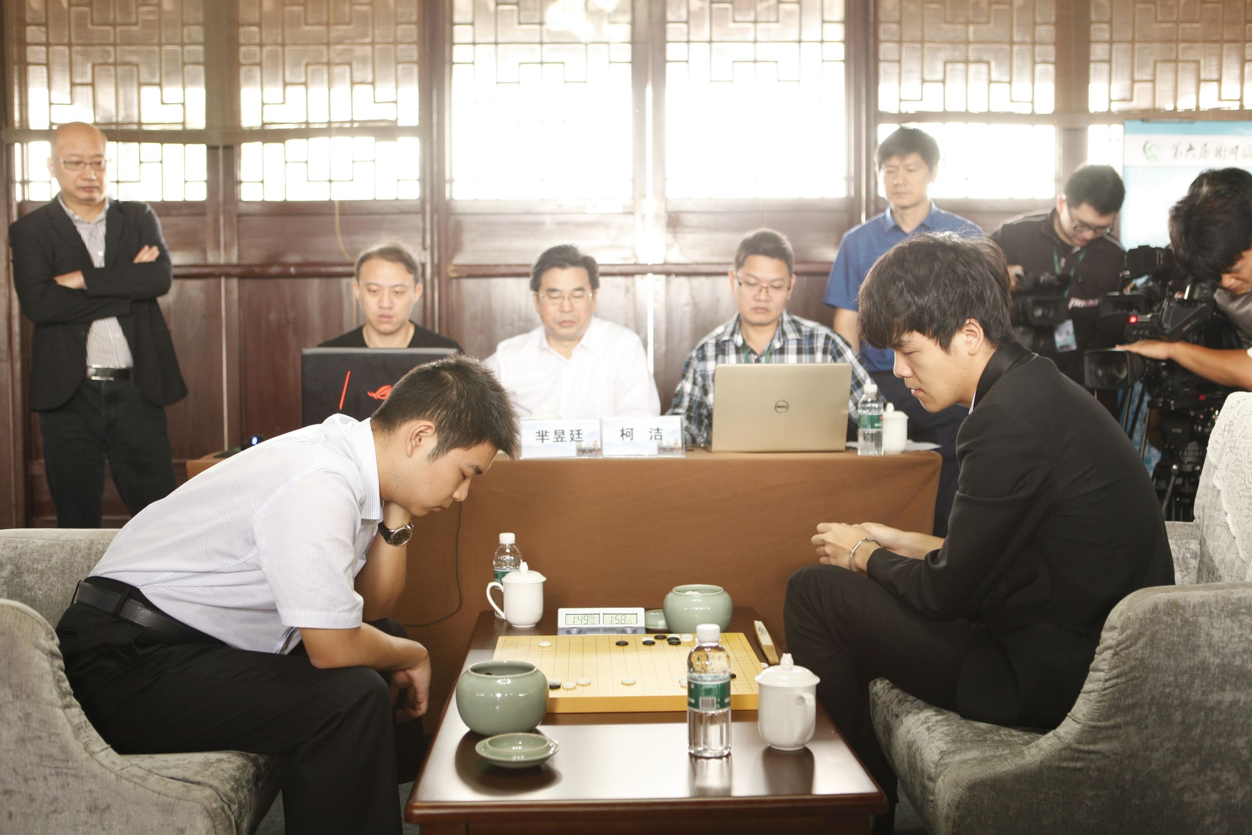 柯洁芈昱廷决战衢州水亭门50万冠军奖金即将决出归属