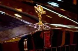 劳斯莱斯桃心型花车,劳斯莱斯和施坦威