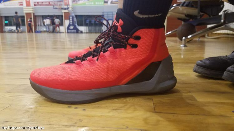 安德玛库里1代,安德玛库里1-8