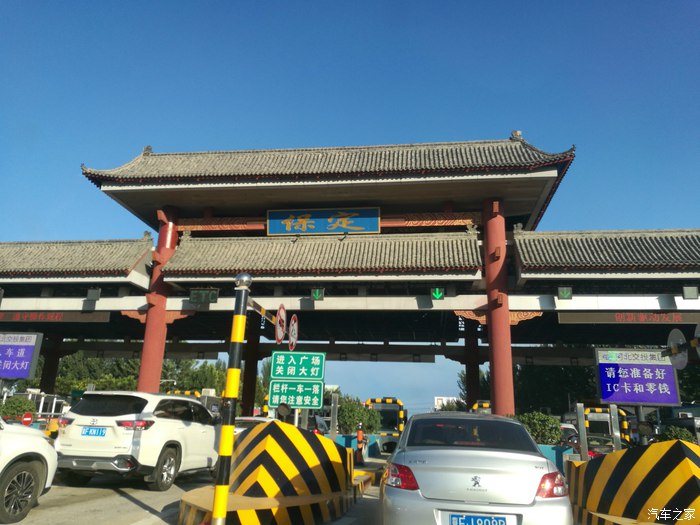 奥迪a6l2016款30fsi舒适型实拍,2016款奥迪a6l评测1.8t用车感悟