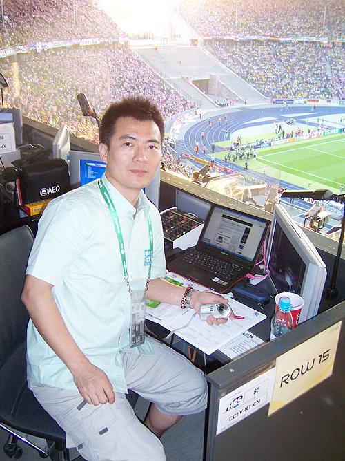 只有他，甘愿为中国足球“裸奔”