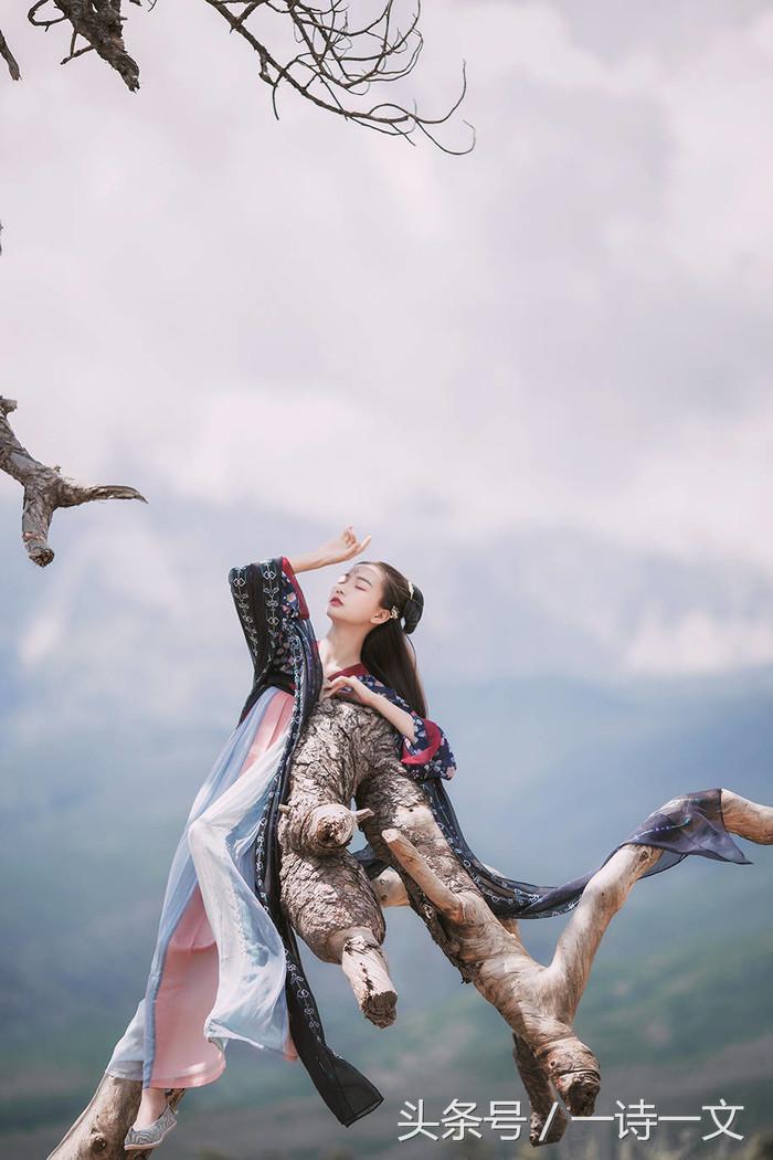 《唯有丹桂飘香八月馥郁芬芳》我,想你了荼蘼花事春已了