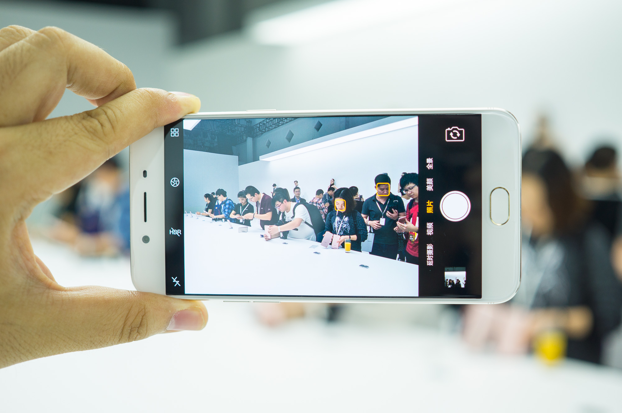 拍照时突然有惊喜,oppor9s拍照怎么样