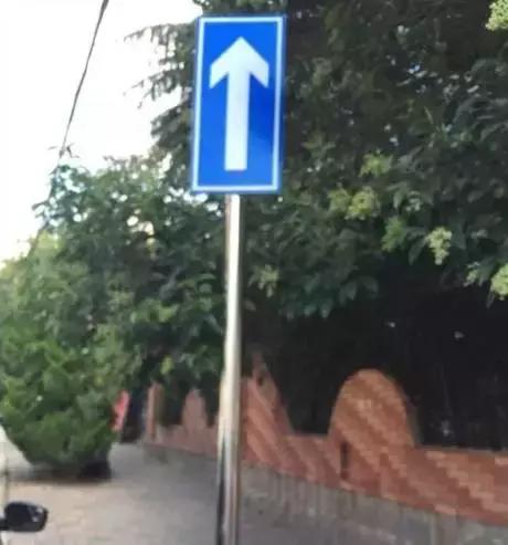 青岛司机注意！多个路口有调流，4条道路变单行