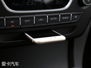 吉利帝豪2017款百万向上互联版,吉利帝豪百万款测试