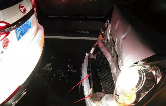 五菱vs比亚迪,公路坦克与比亚迪唐