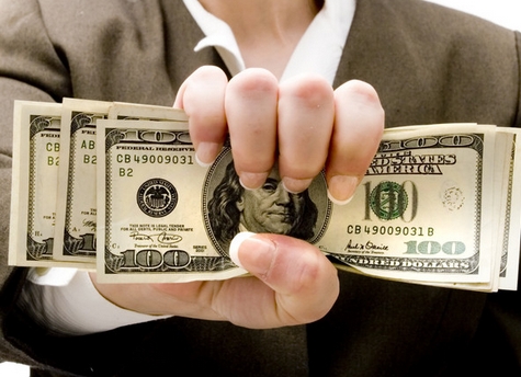 赚钱不走正道的人,赚钱不走正道的男人