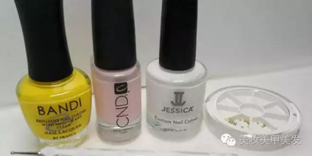 不会美甲想开美甲店,不会打扮怎么学打扮