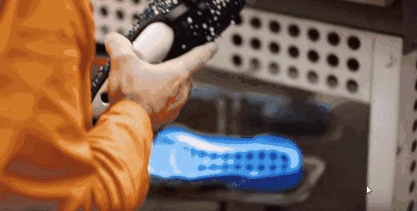 100块和1000块鞋的区别,1000块钱和100块钱的区别