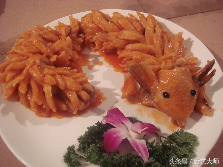 松鼠鱼改刀详细步骤图片,松鼠鱼改刀全过程视频