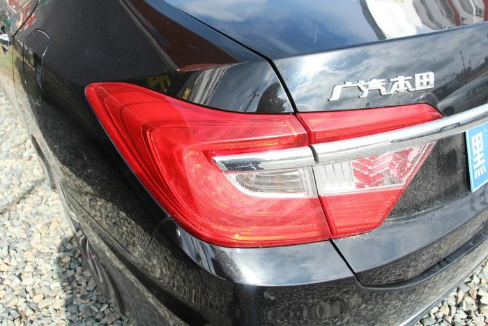 花多少钱买自动挡合适,本田凌派2016款1.8l舒适版评测