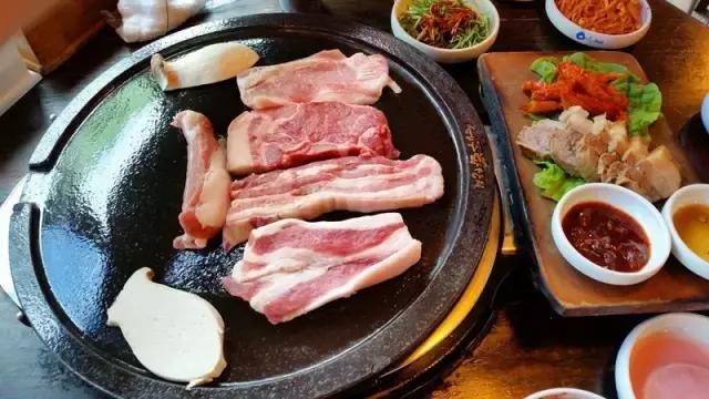 除了美景美食也不可辜负,带你领略济州岛的美景