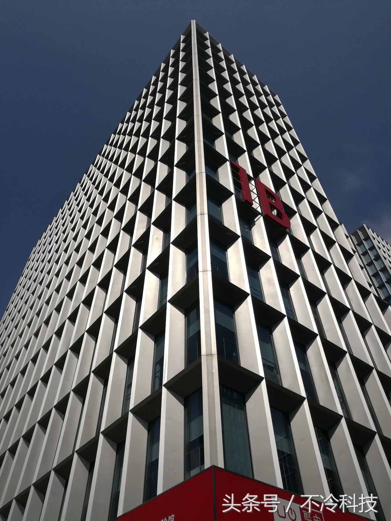 1500元手机推荐荣耀畅玩6x,荣耀6x与荣耀畅玩6x是否一样