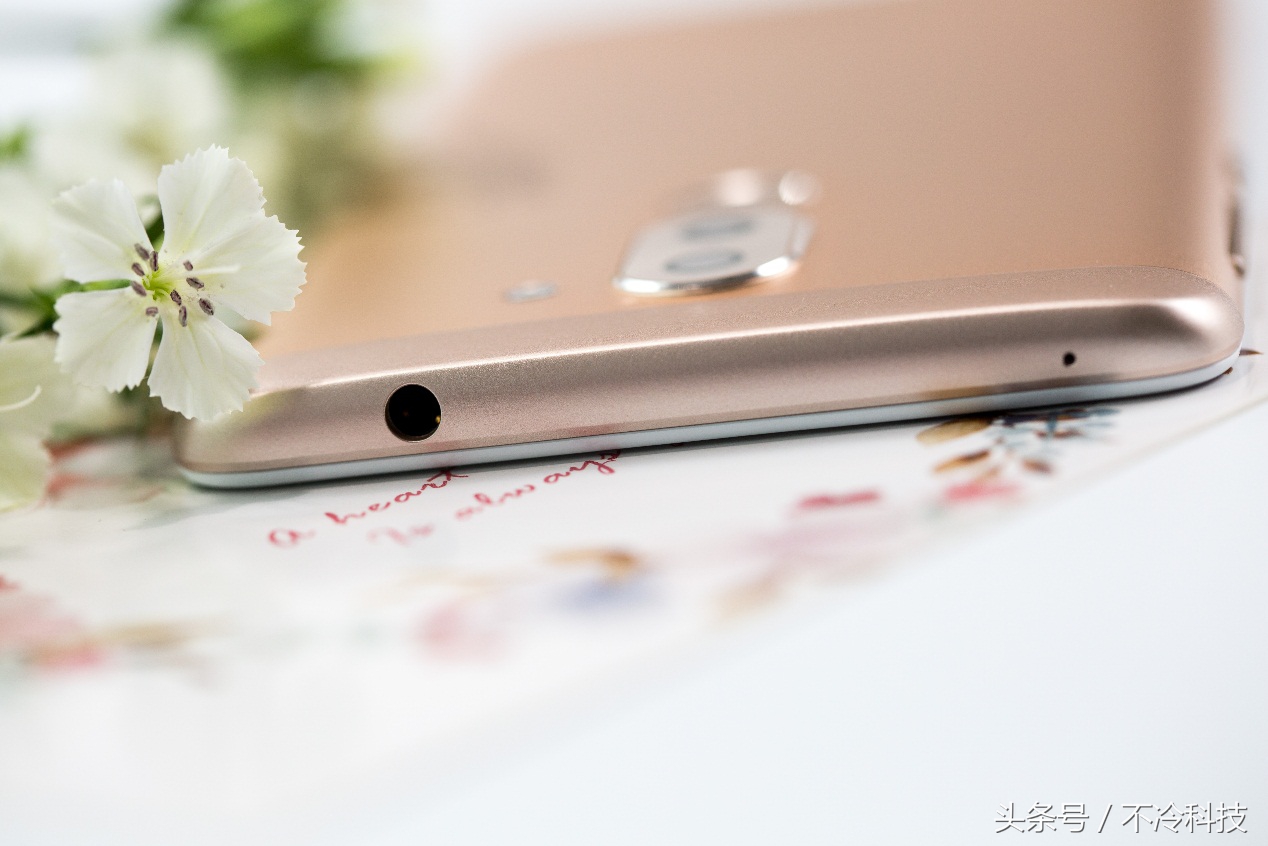 1500元手机推荐荣耀畅玩6x,荣耀6x与荣耀畅玩6x是否一样