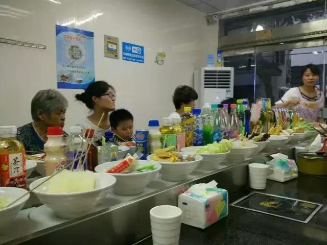 旋转小火锅自助必吃,旋转小火锅哪个地方最好吃