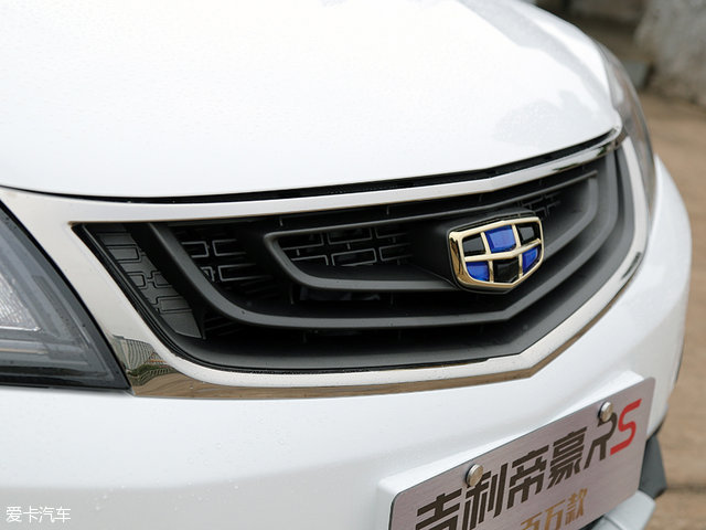 吉利帝豪2017款百万向上互联版,吉利帝豪百万款测试