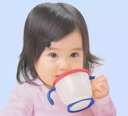 宝宝饮水杯哪一款比较好,好用的学饮杯水杯