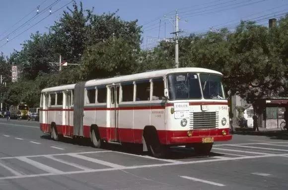 北京老司机开的碉堡公交线,坐过一条你就老了!