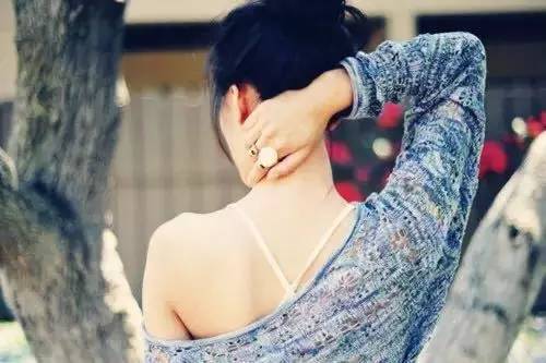 口红自己买的我还需要男朋友吗,口红是我自己买的文案