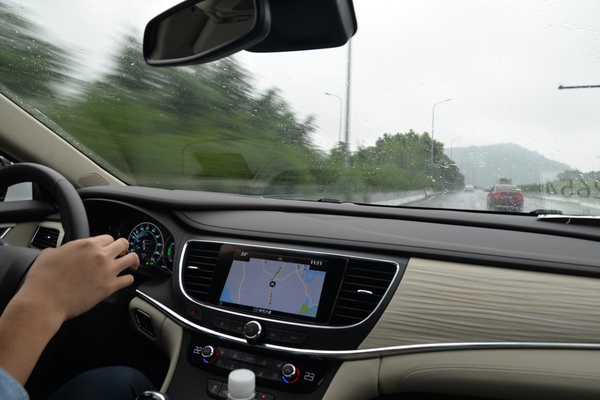 别克君越2021款652t豪华型油耗,实测别克君越油耗