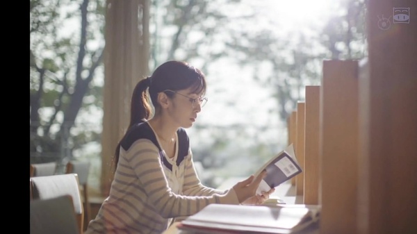 女明星不当演员能干吗？出书、拿大奖、走上人生巅峰不是不可能！