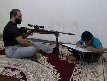 老板壕打5.8折,全年无休摄魂小龙虾,逼爆头我都要吃到Ta