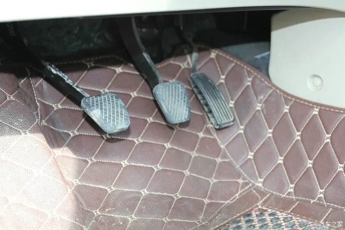 花多少钱买自动挡合适,本田凌派2016款1.8l舒适版评测