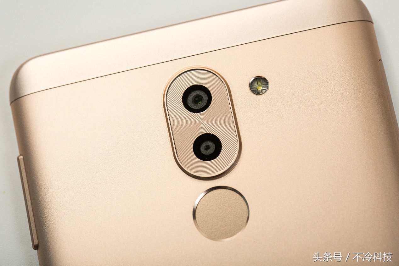 1500元手机推荐荣耀畅玩6x,荣耀6x与荣耀畅玩6x是否一样