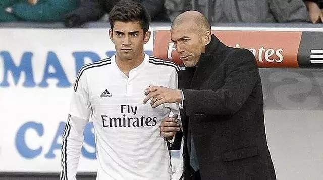 上阵父子兵足球门将,球赛中的上阵父子兵