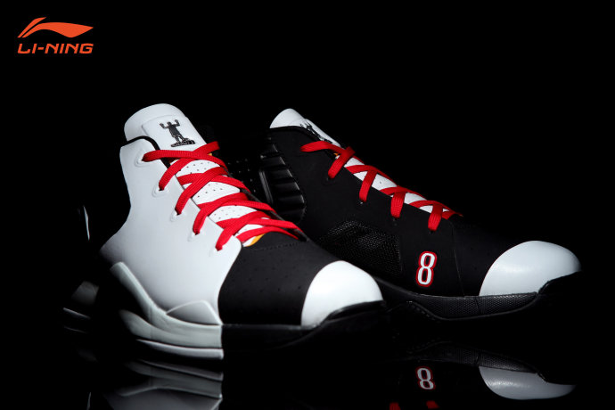 国产李宁的巅峰,李宁驭帅14low对比驭帅14