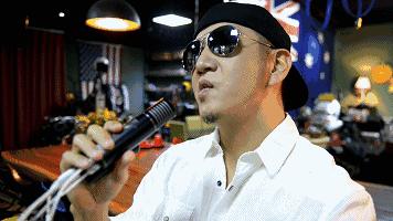 一个上过春晚的歌手想当网红你愿意去当他的“托儿”吗？