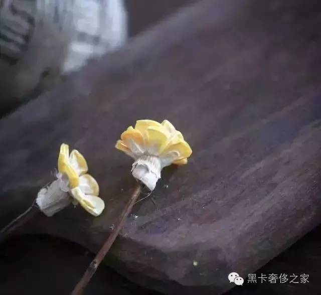 不要爱马仕不要LV,90后情侣花6万块造了个300㎡的大房子